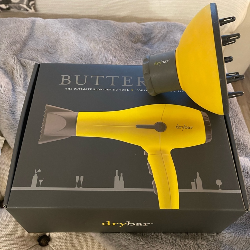 DryBar Buttercup Blowdryer and Bounce Diffuser Attachment
